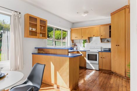 Photo of property in 110 Cambridge Road, Hillcrest, Hamilton, 3216