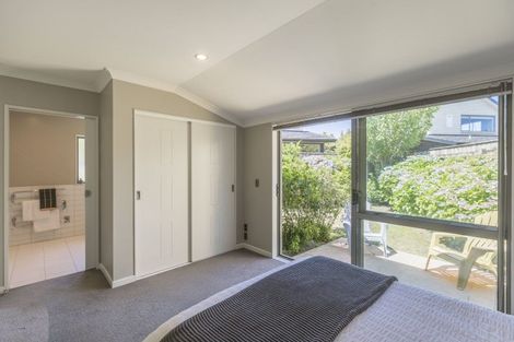 Photo of property in 8 Springhaven Lane, Paraparaumu, 5032