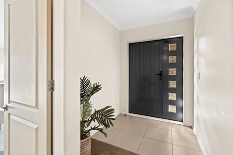 Photo of property in 144a Winchester Street, Levin, 5510