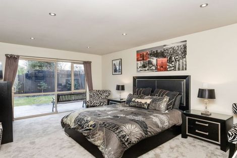 Photo of property in 21 Saltaire Street, North New Brighton, Christchurch, 8083