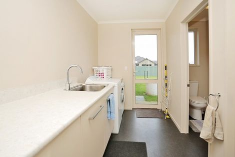 Photo of property in 146 Ferry Road, Edendale, 9825