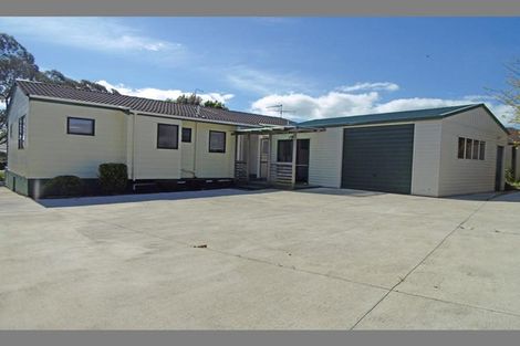 Photo of property in 8 Tyndrum Place, Highland Park, Auckland, 2010