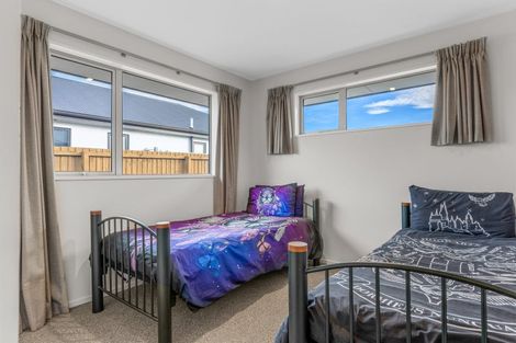 Photo of property in 18 Burnham School Road, Rolleston, 7614