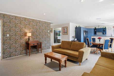Photo of property in 53 Tawavale Street, Pukehangi, Rotorua, 3015