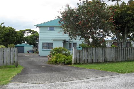 Photo of property in 2/11 Shortt Avenue, Mangere Bridge, Auckland, 2022