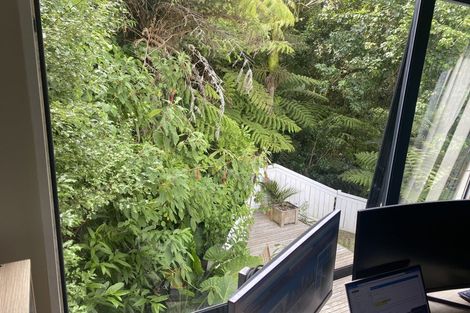 Photo of property in 2/147 Spinella Drive, Bayview, Auckland, 0629