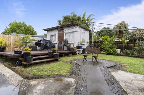 Photo of property in 57 Te Irirangi Drive, Clover Park, Auckland, 2019