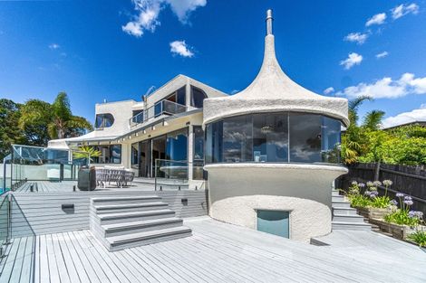 Photo of property in 105 Aeroview Drive, Beach Haven, Auckland, 0626