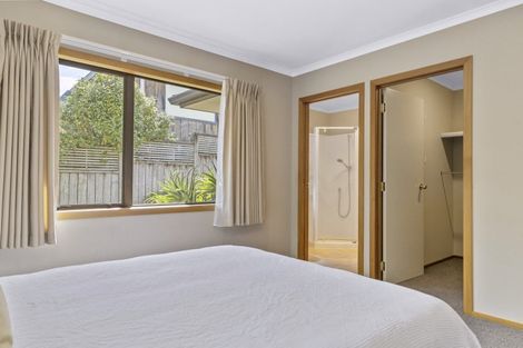 Photo of property in 1/82 Taupo View Road, Taupo, 3330