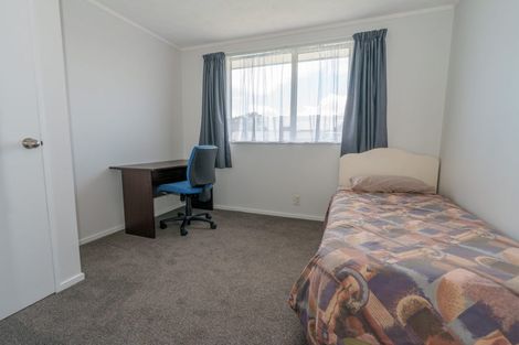 Photo of property in 33 Tiller Close, Kelvin Grove, Palmerston North, 4414