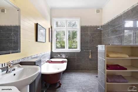 Photo of property in 10 Spring Street, Devonport, Auckland, 0624