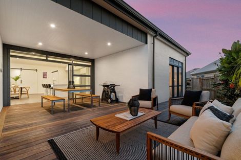 Photo of property in 20 Cotula Way, Papamoa Beach, Papamoa, 3118