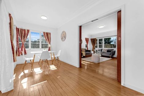 Photo of property in 92 Mangere Road, Otahuhu, Auckland, 1062