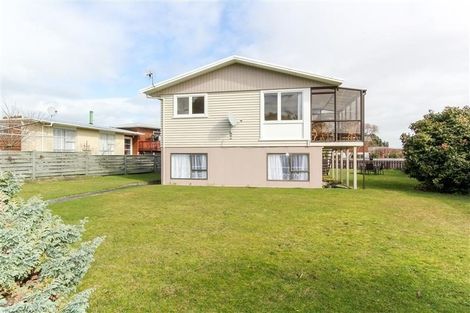 Photo of property in 49 Nevada Drive, Merrilands, New Plymouth, 4312
