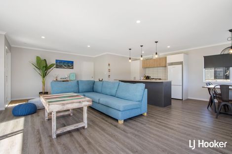 Photo of property in 4 Sandy Place, Waihi Beach, 3611