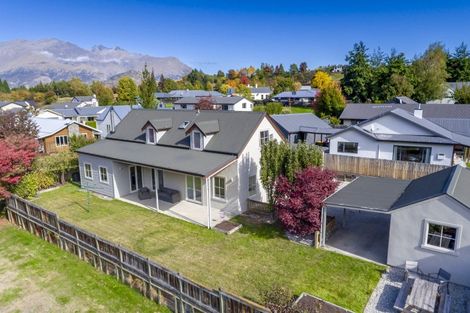 Photo of property in 107 Devon Street, Arrowtown, 9302