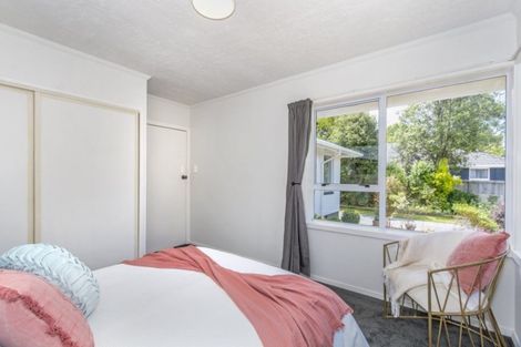 Photo of property in 7 Pinehurst Crescent, Russley, Christchurch, 8042