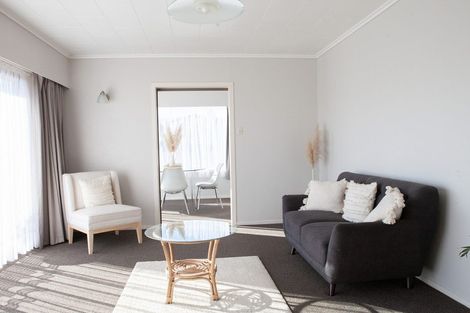 Photo of property in 2 Park Lane, Waitara, 4320