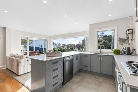 Photo of property in 107 Jickell Street, Hokowhitu, Palmerston North, 4410