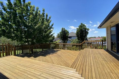 Photo of property in 96 Rototuna Road, Rototuna, Hamilton, 3210