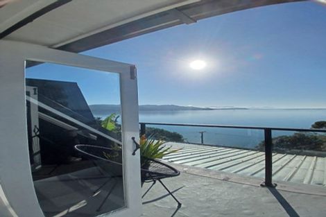 Photo of property in 102 Beach Road, Onerahi, Whangarei, 0110