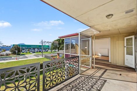 Photo of property in 42 Vale Street, Otumoetai, Tauranga, 3110
