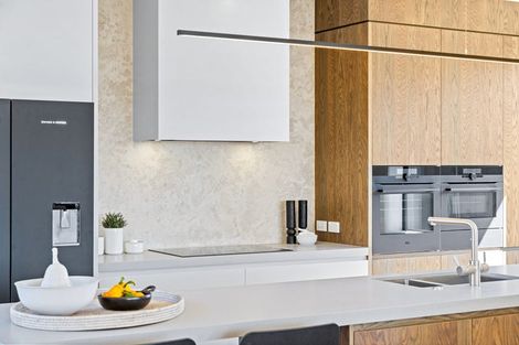 Photo of property in 14a Muritai Road, Milford, Auckland, 0620