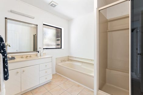 Photo of property in 42 The Circle, Manly, Whangaparaoa, 0930