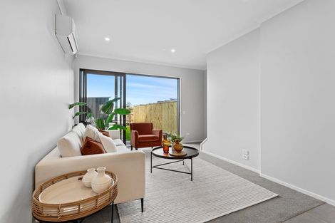 Photo of property in 88 Symes Drive, Red Beach, 0932