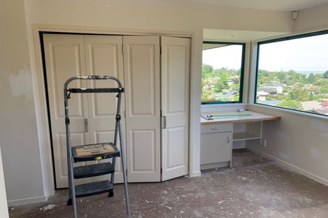 Photo of property in 2/23 Barker Rise, Northcross, Auckland, 0632