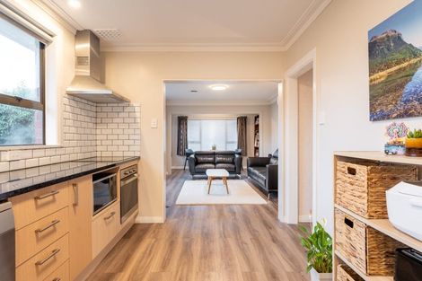 Photo of property in 94 Main South Road, Green Island, Dunedin, 9018