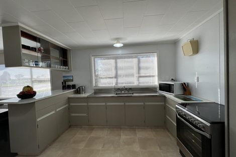 Photo of property in 54 Bayly Street, Waitara, 4320