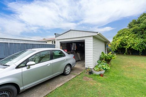 Photo of property in 174 Tiro Tiro Road, Levin, 5510