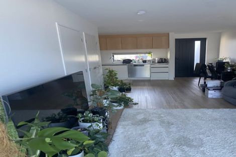 Photo of property in 2c Dianne Louise Drive, Half Moon Bay, Auckland, 2012