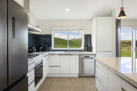 Photo of property in 16 Betty May Drive, Pyes Pa, Tauranga, 3173