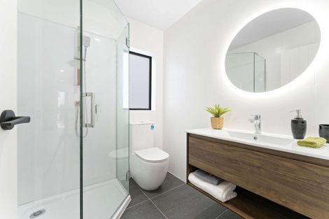 Photo of property in 305a Albany Highway, Rosedale, Auckland, 0632