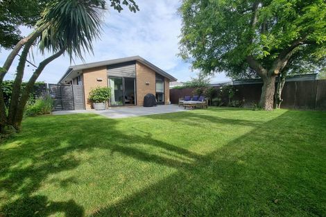 Photo of property in 2/96 Palmers Road, New Brighton, Christchurch, 8083