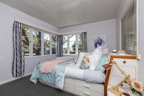 Photo of property in 26-28 Ruahine Street, Paraparaumu, 5032