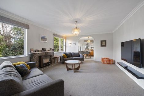 Photo of property in 9 Athlone Place, Hokowhitu, Palmerston North, 4410