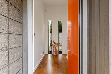 Photo of property in 39 Paraoa Crescent, Omaha, 0986