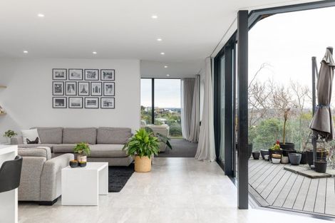 Photo of property in 26 Hackthorne Road, Cashmere, Christchurch, 8022