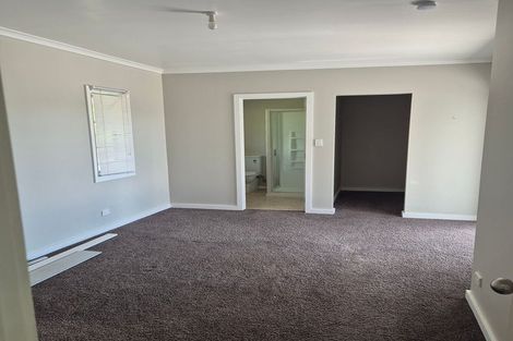 Photo of property in 137 Griffin Road, Maungaturoto, 0583