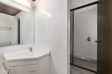 Photo of property in 39 Waddington Drive, Naenae, Lower Hutt, 5011