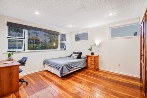 Photo of property in 42 Rawene Road, Birkenhead, Auckland, 0626