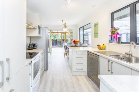 Photo of property in 13 Gemstone Drive, Birchville, Upper Hutt, 5018