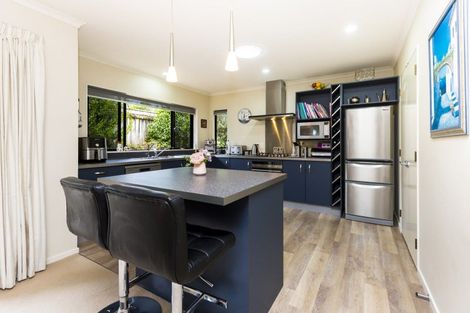 Photo of property in 15 Ormrod Grove, Riverstone Terraces, Upper Hutt, 5018