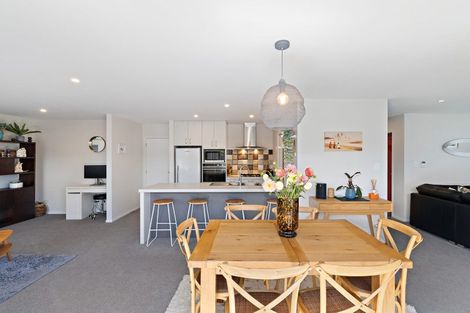 Photo of property in 38 Luxembourg Crescent, Halswell, Christchurch, 8025