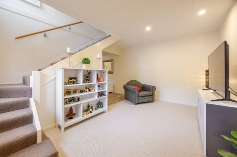 Photo of property in 60 Mchardy Street, Havelock North, 4130