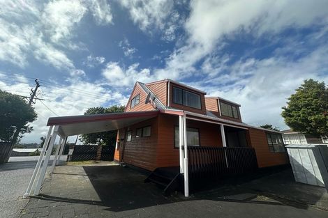 Photo of property in 1/106 Waimumu Road, Massey, Auckland, 0614