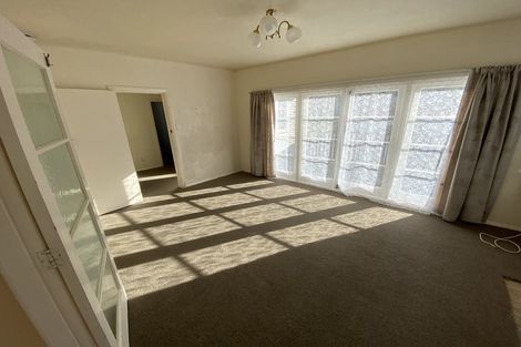 Photo of property in 1/158 Newlands Road, Newlands, Wellington, 6037